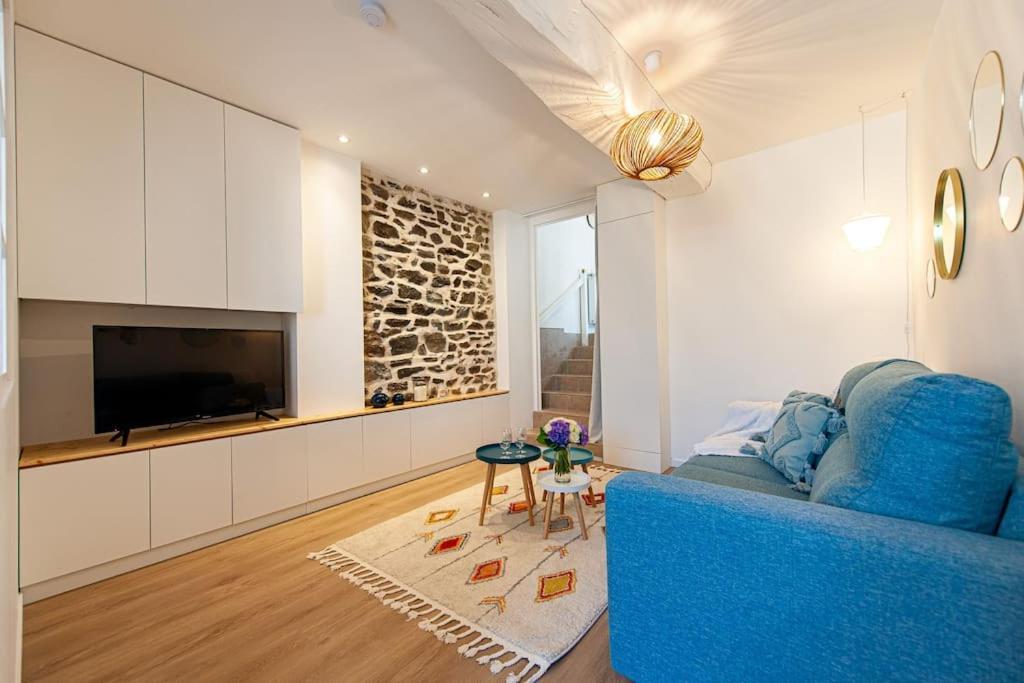 Le Cocoon - Appartement Dans Maison Du Xviieme Siecle Fougères Esterno foto